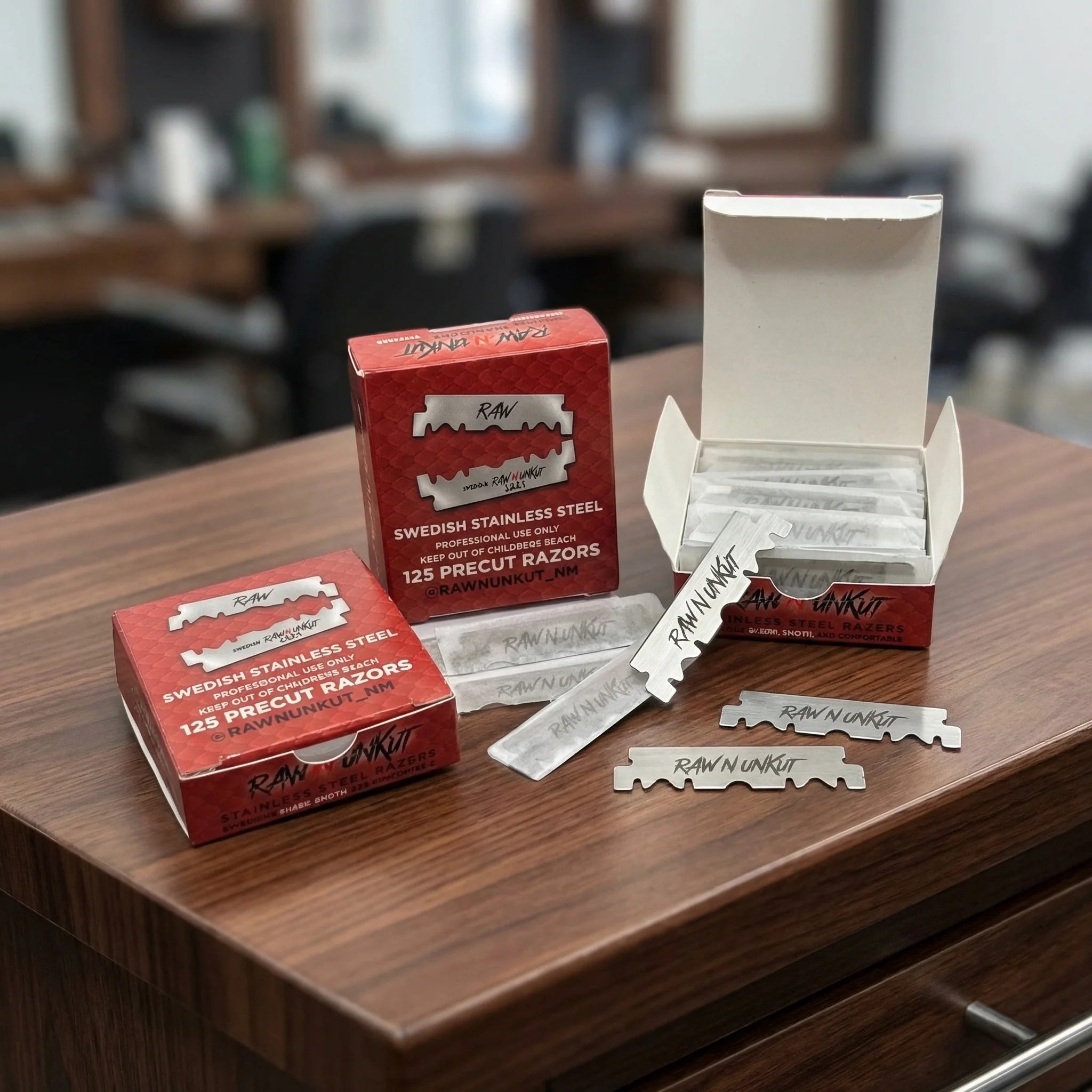 RAW N' UNKUT Precut Razor Blades- FOR PROFESSIONAL USE -